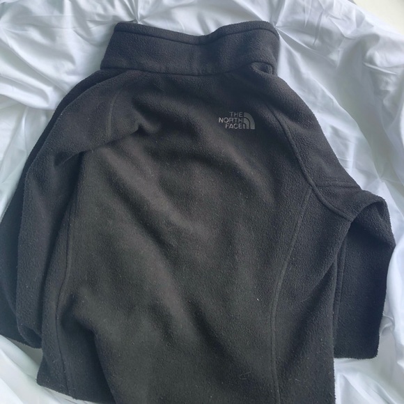 The North Face Black Fleece Jacket - Picture 3 of 3
